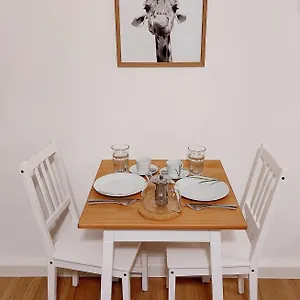 Apartment Nettes Kleines Mit Stellplatz, Würzburg